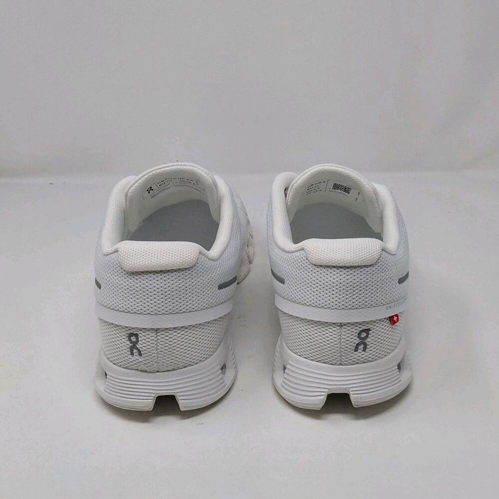 On Running Cloud 5 All White Womens Athletic Shoes New - Picture 5 of 16